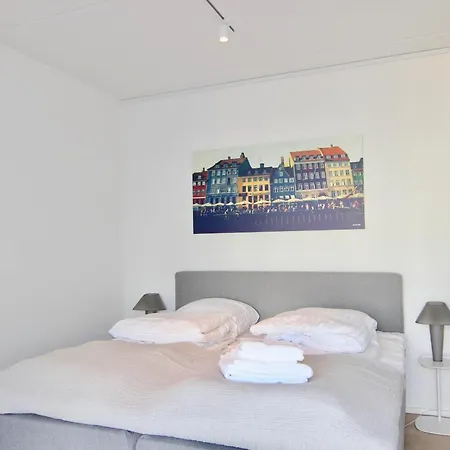 Great 2-bed Wprivate Garden By Harbour
